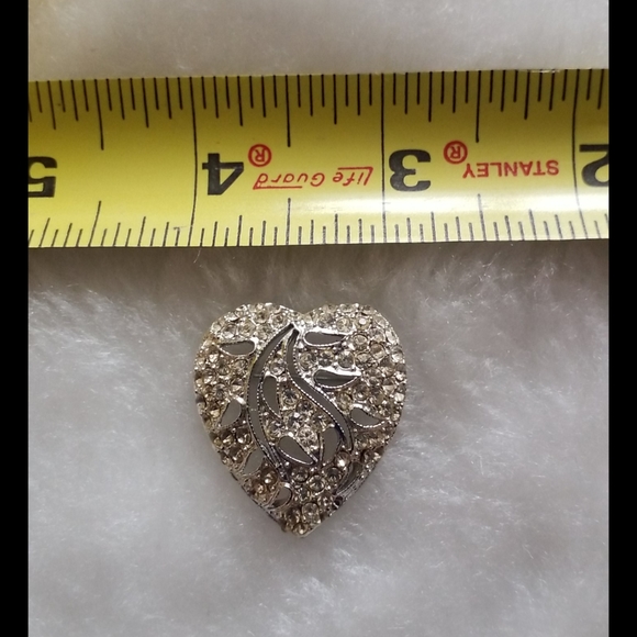Rhinestone Heart Brooch Pin - Picture 7 of 8